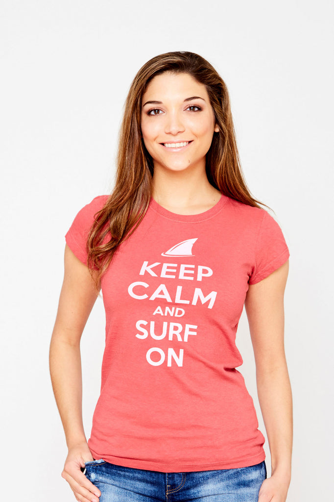 Surf On Women's Tee in Brick Red